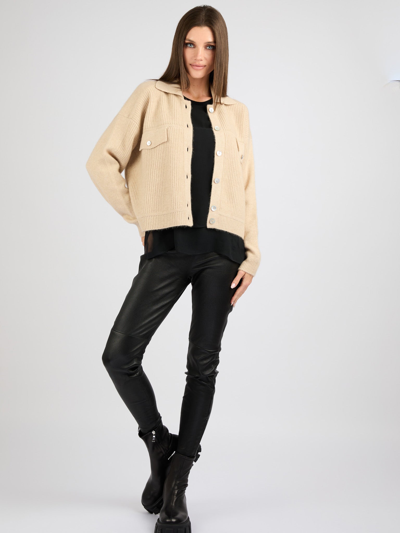 Cashmere with front button Jacket