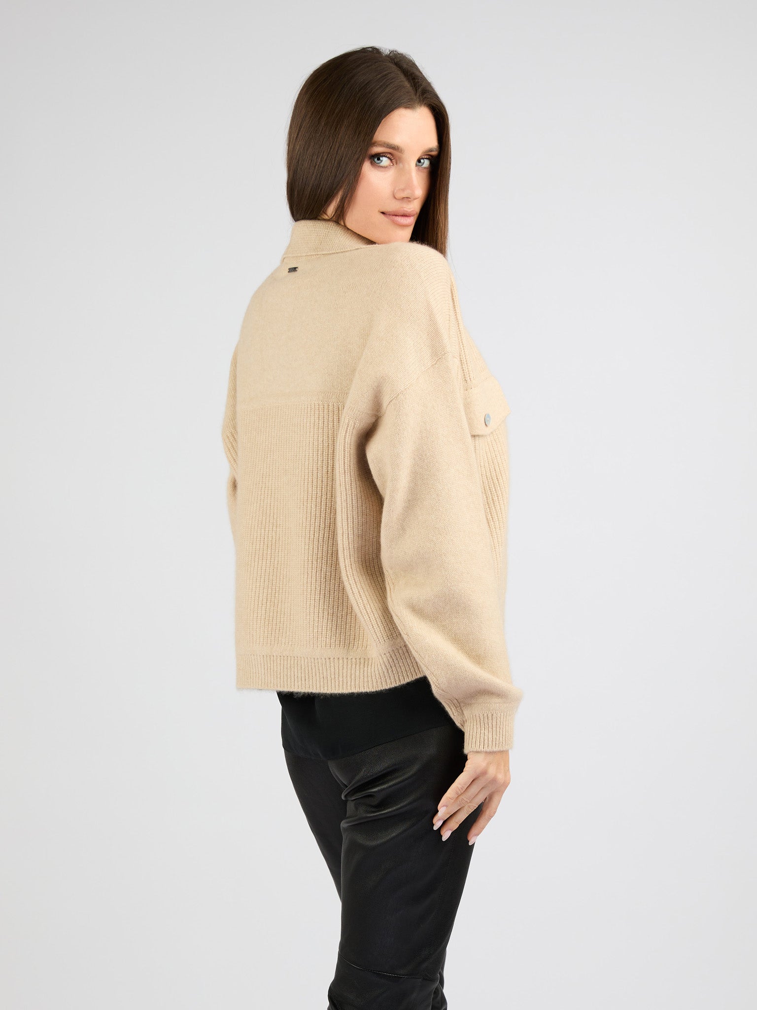 Cashmere with front button Jacket