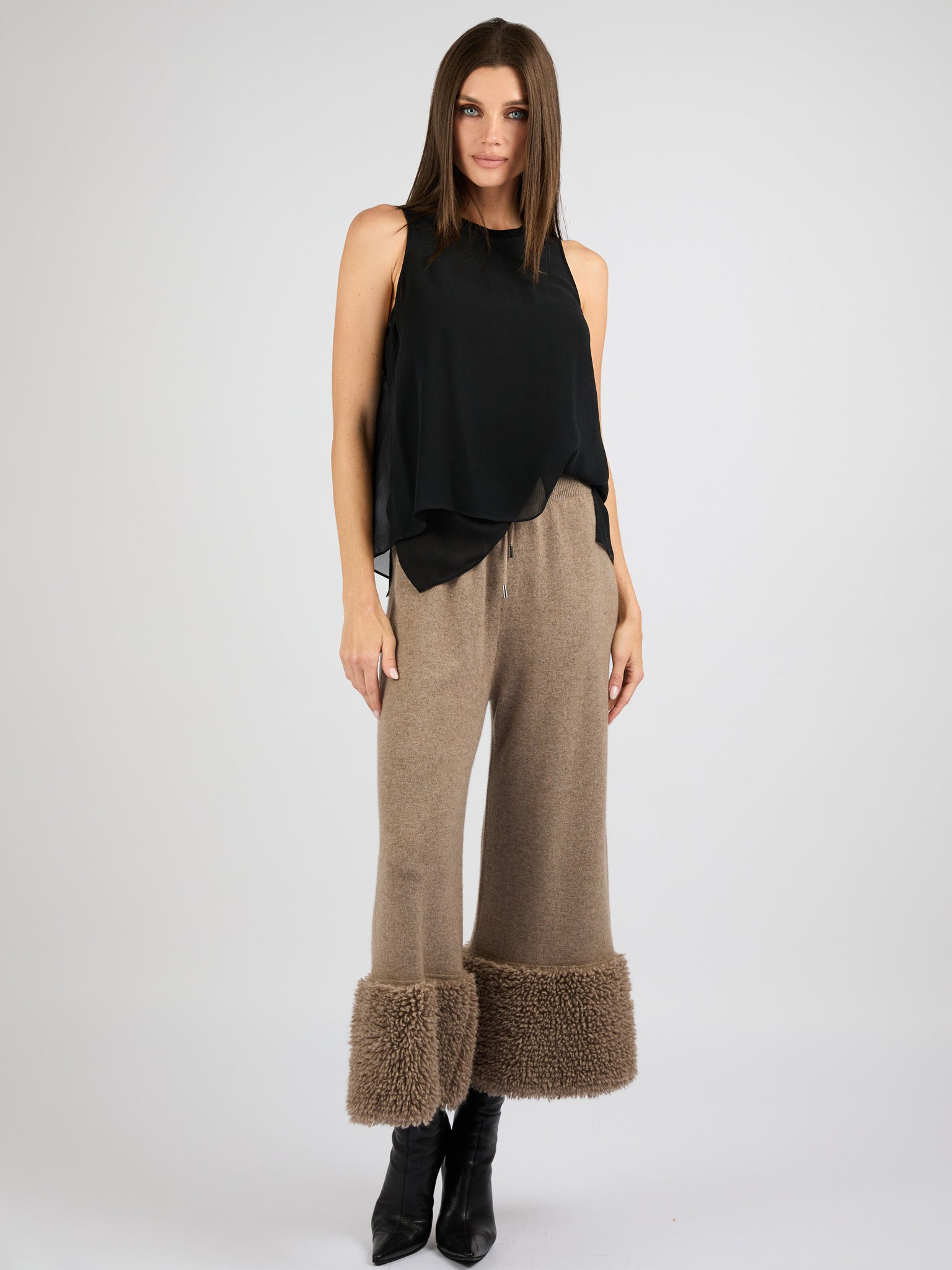 Cashmere Pants with Bottom Detail