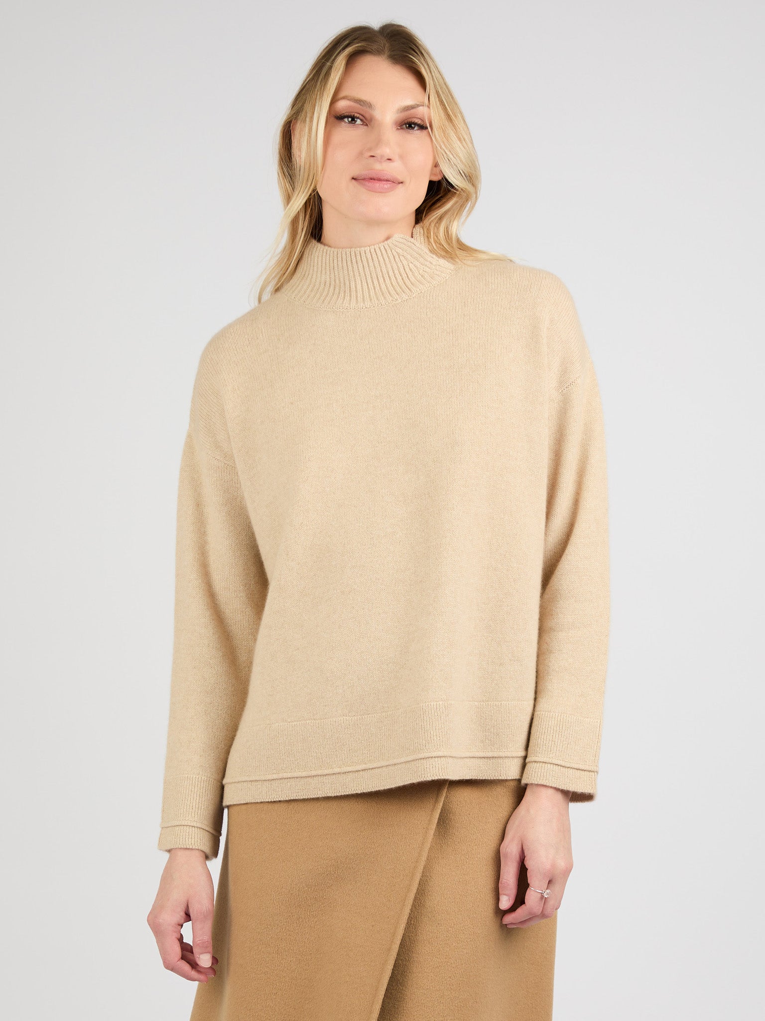Women Split Neck Cashmere sweater