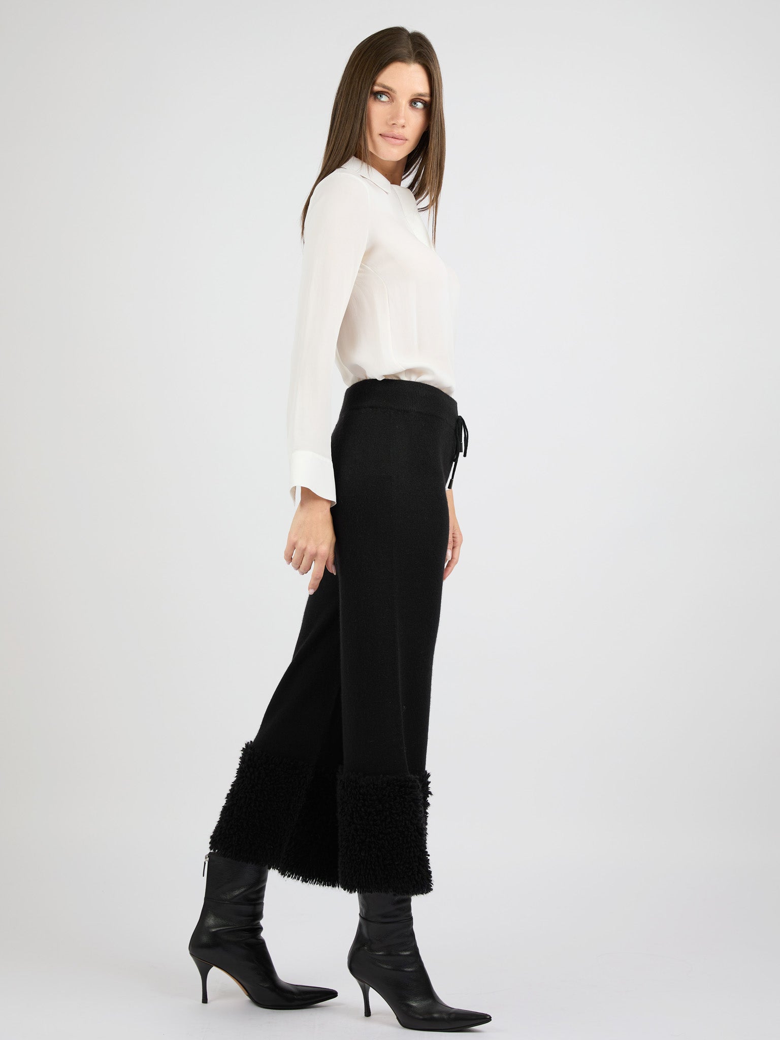Cashmere Pants with Bottom Detail