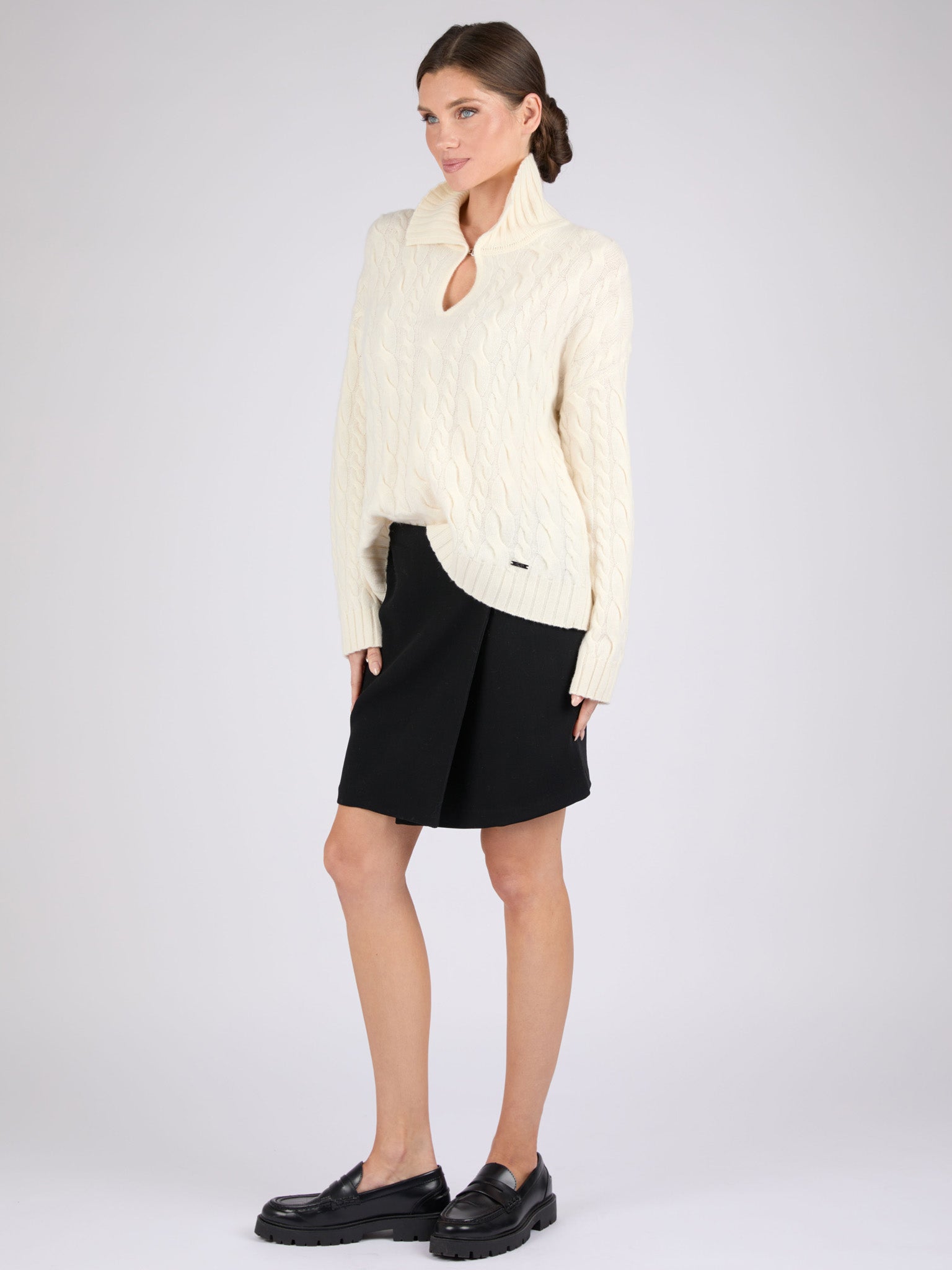 Women Cable knit Cashmere Sweater