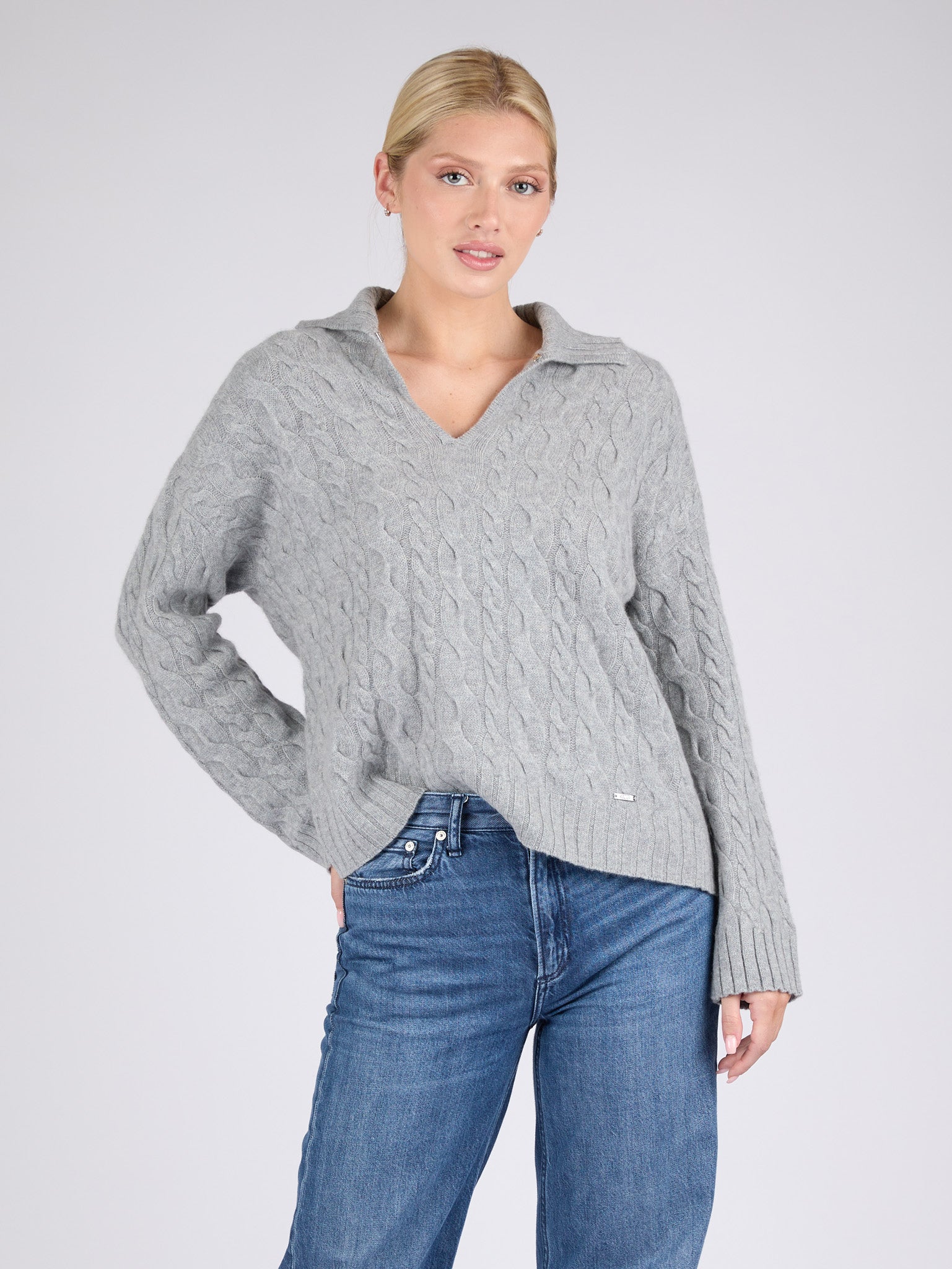 Women Cable knit Cashmere Sweater