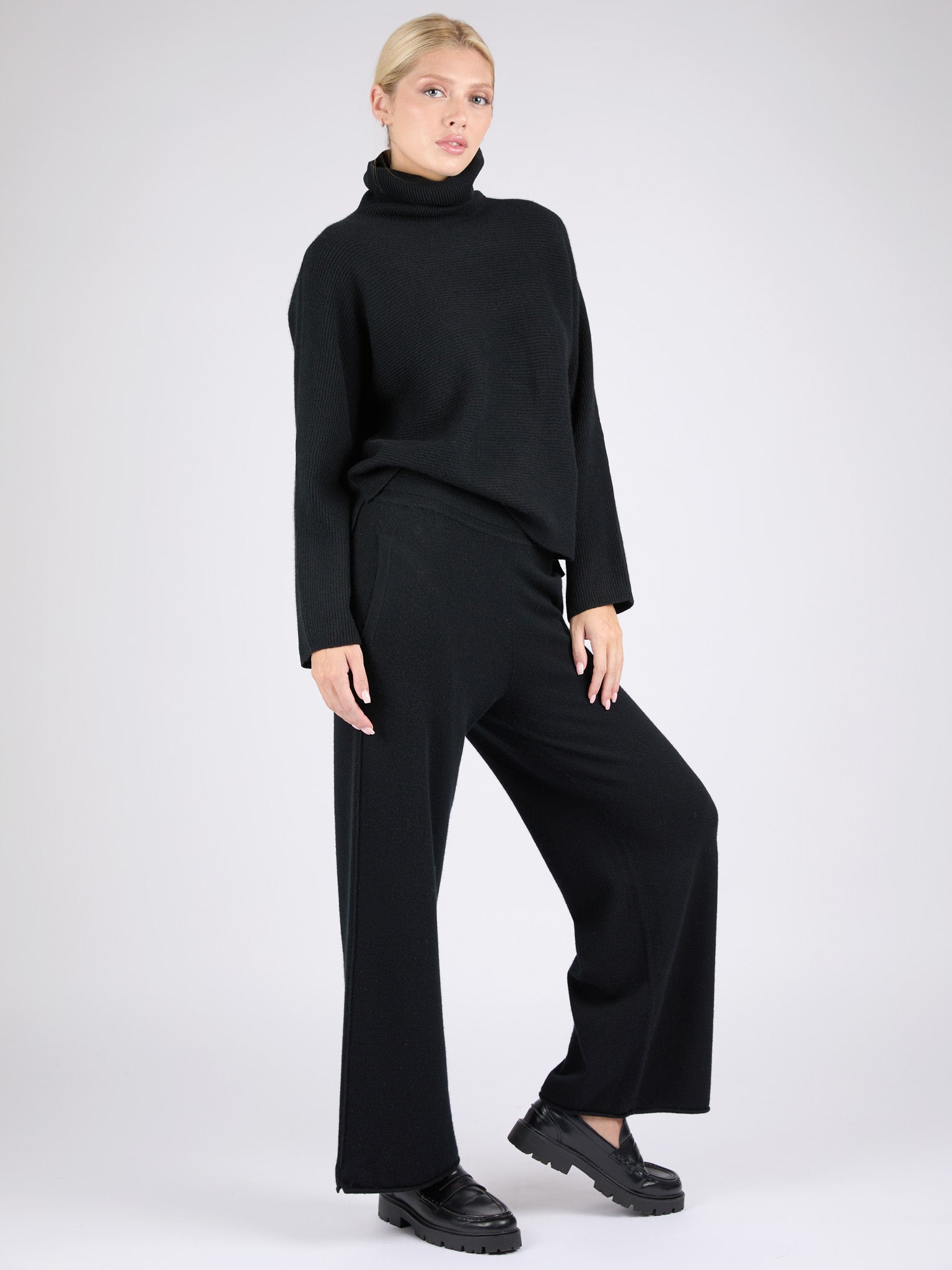 Women Cashmere Wide-Leg Pants