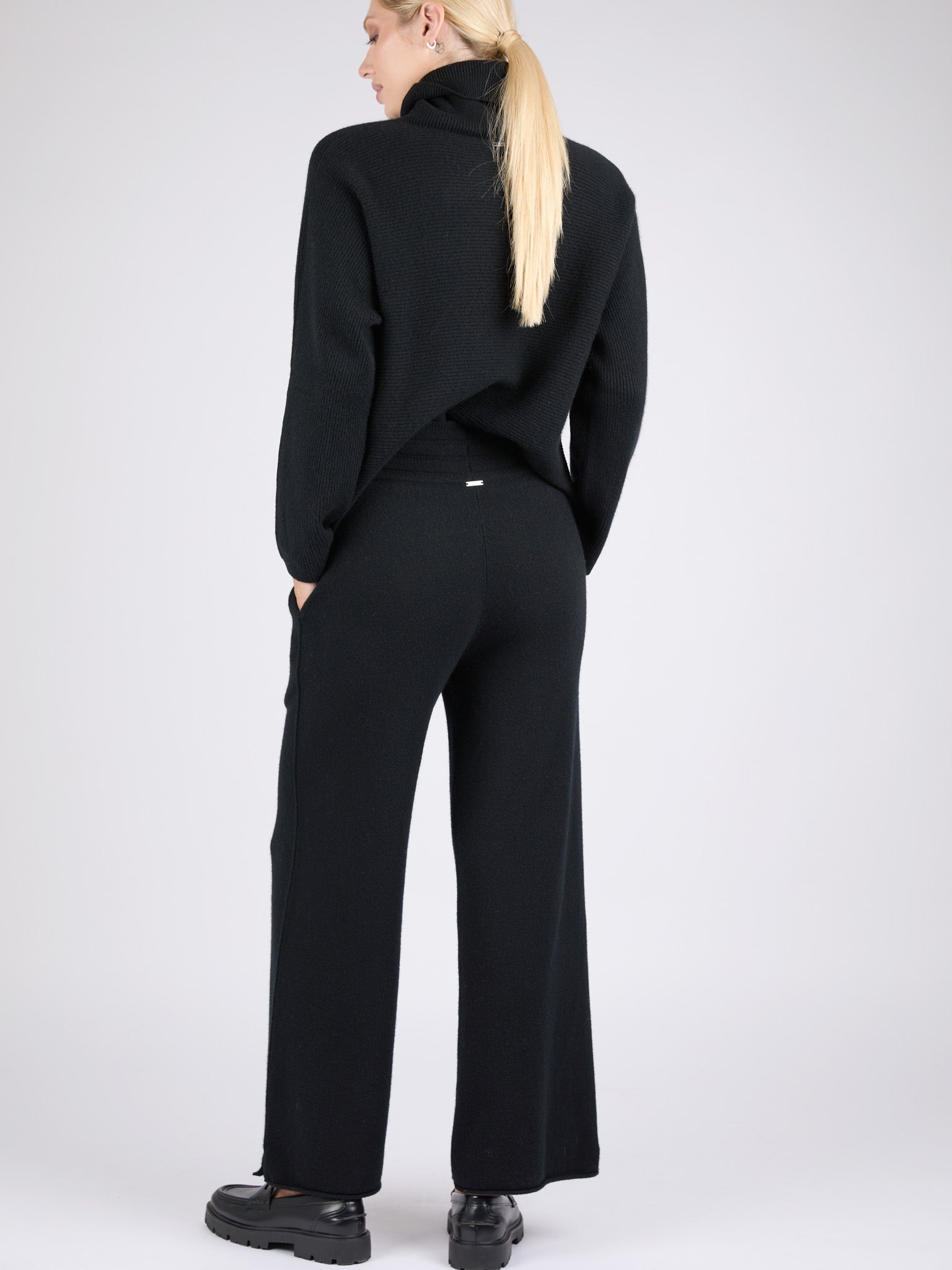 Women Cashmere Wide-Leg Pants
