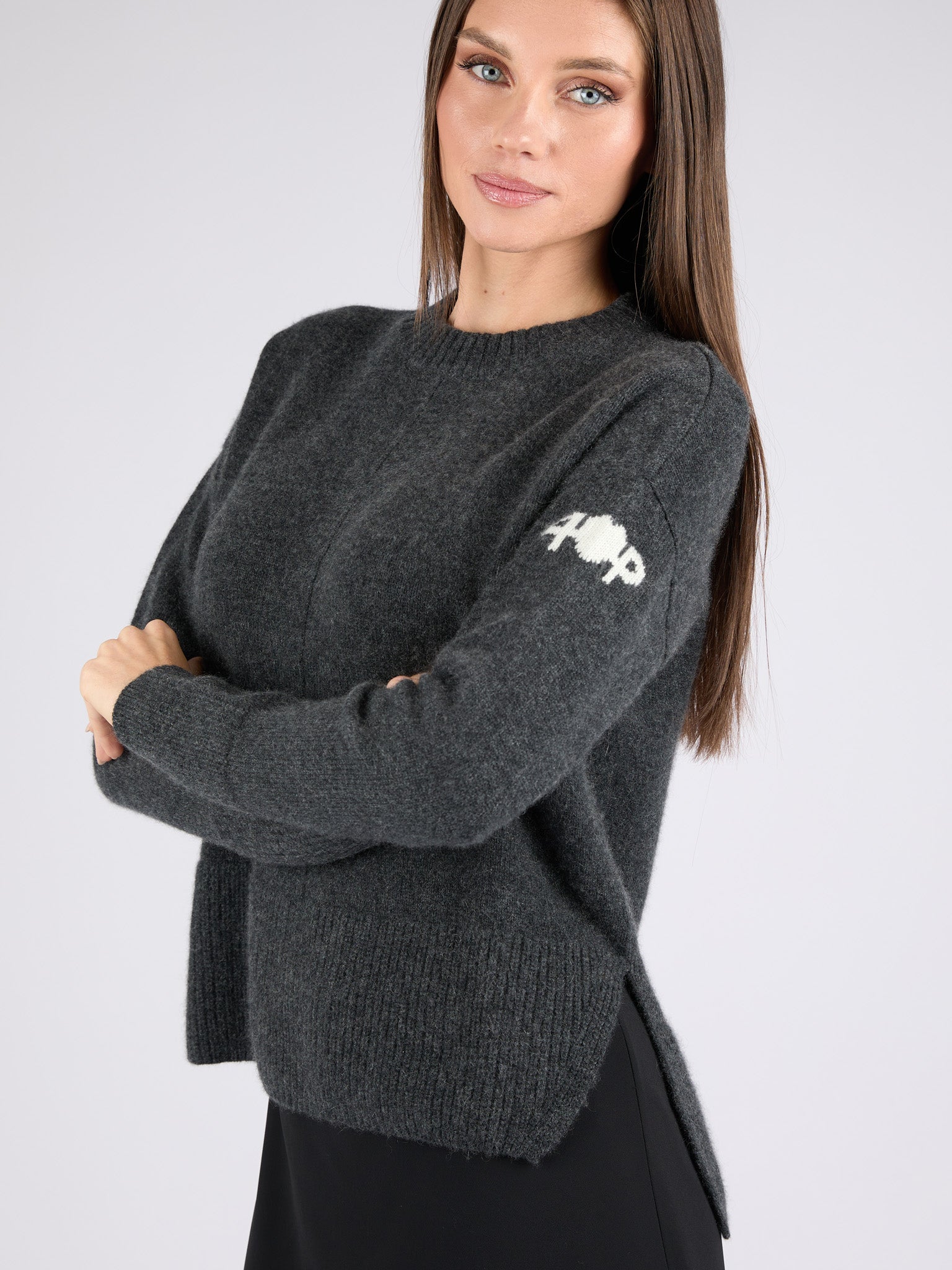 Women Cashmere Crewneck with High/Low hem