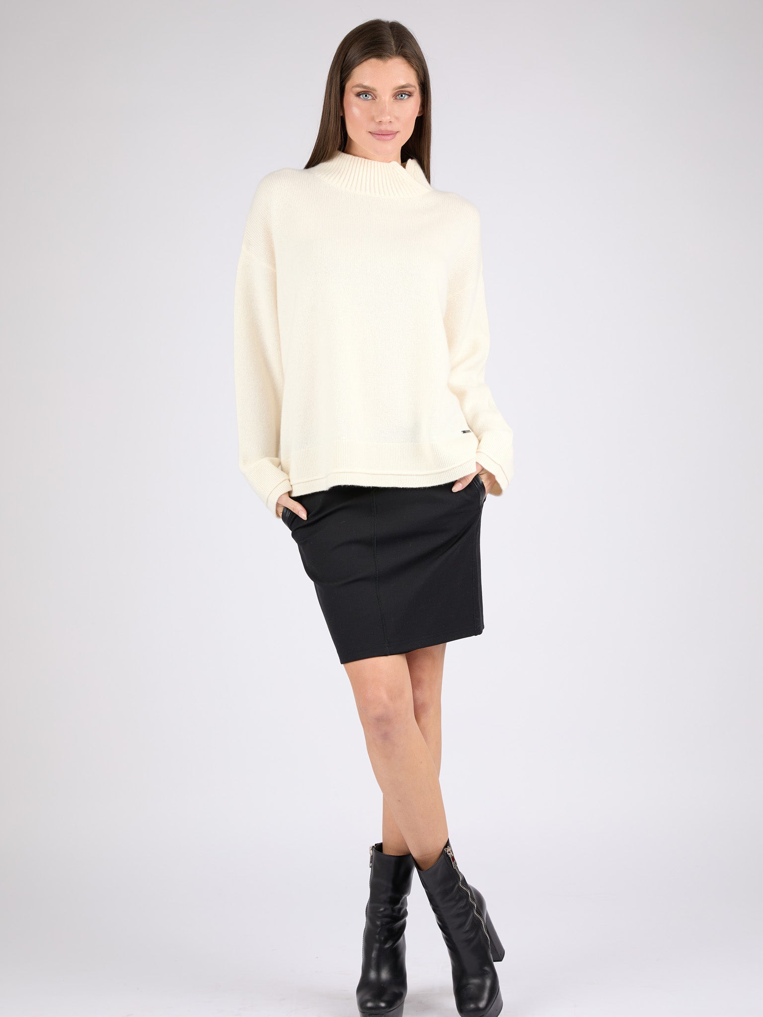 Women Split Neck Cashmere sweater