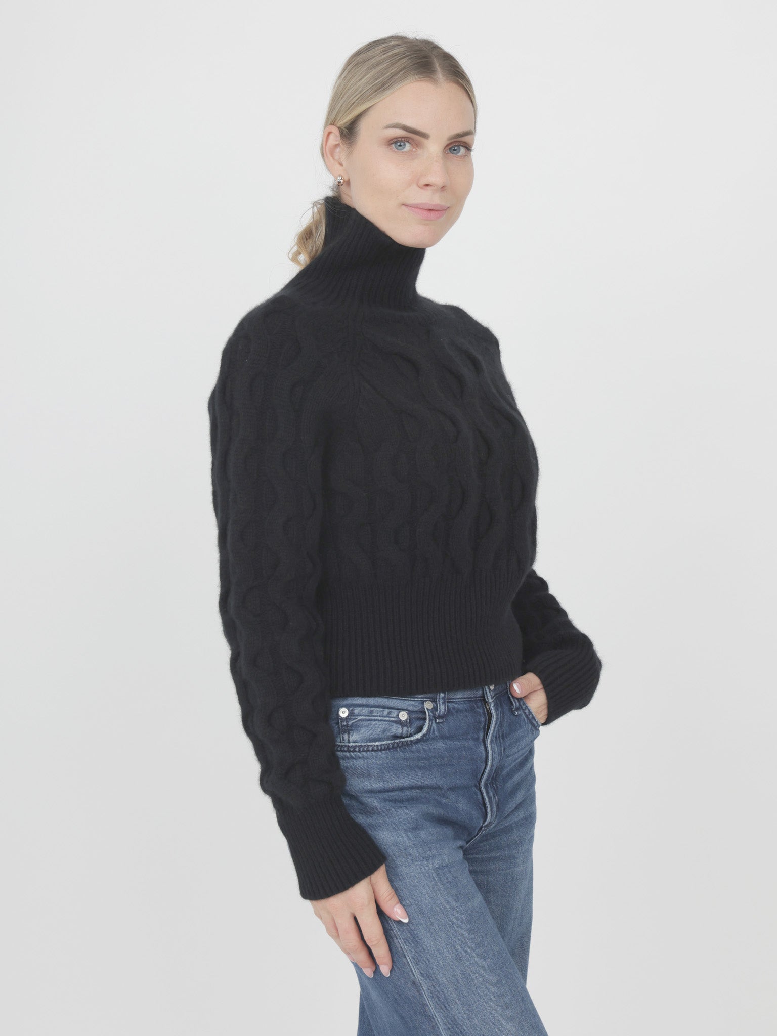 Cashmere Cable Slightly Cropped Turtleneck