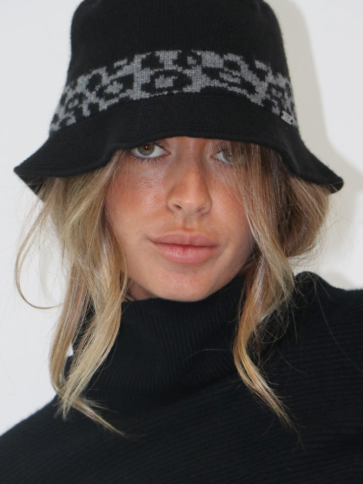 Cashmere Bucket Hat
