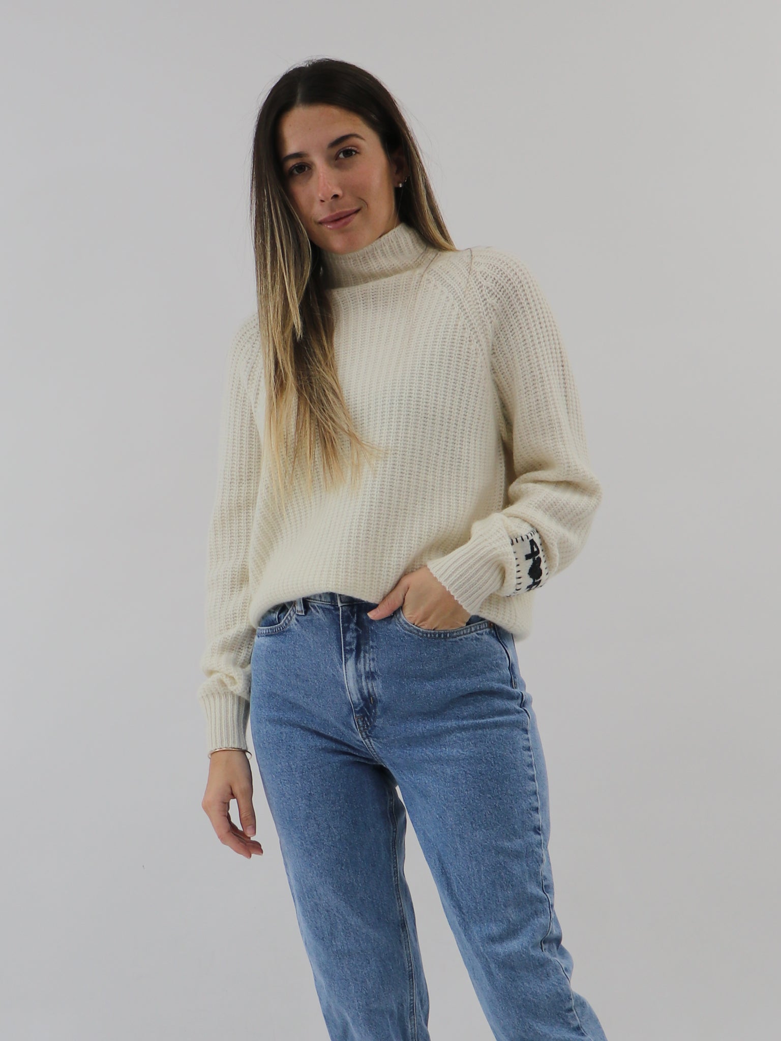 Ribbed Mock neck Cashmere Sweater