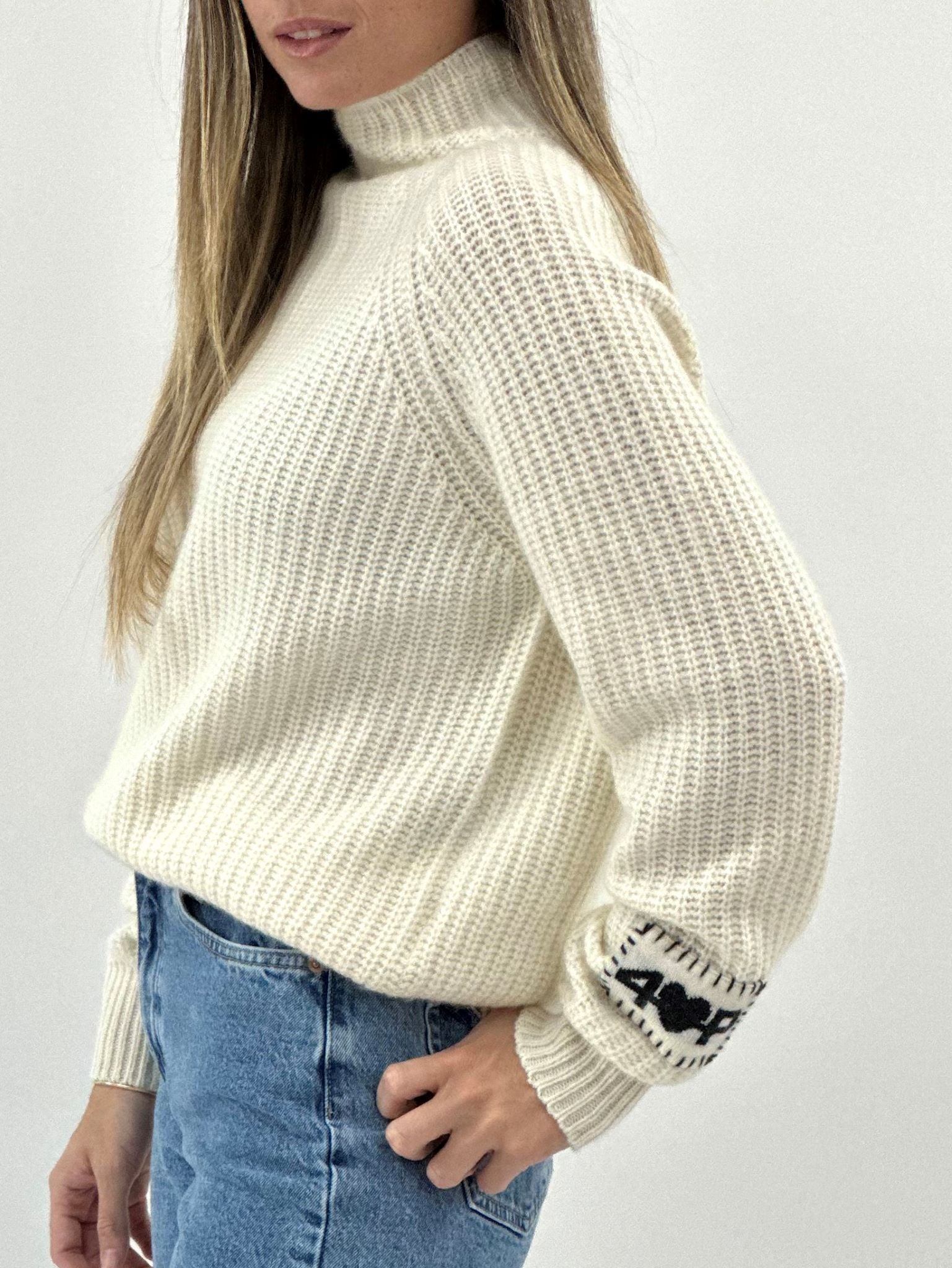 Ribbed Mock neck Cashmere Sweater