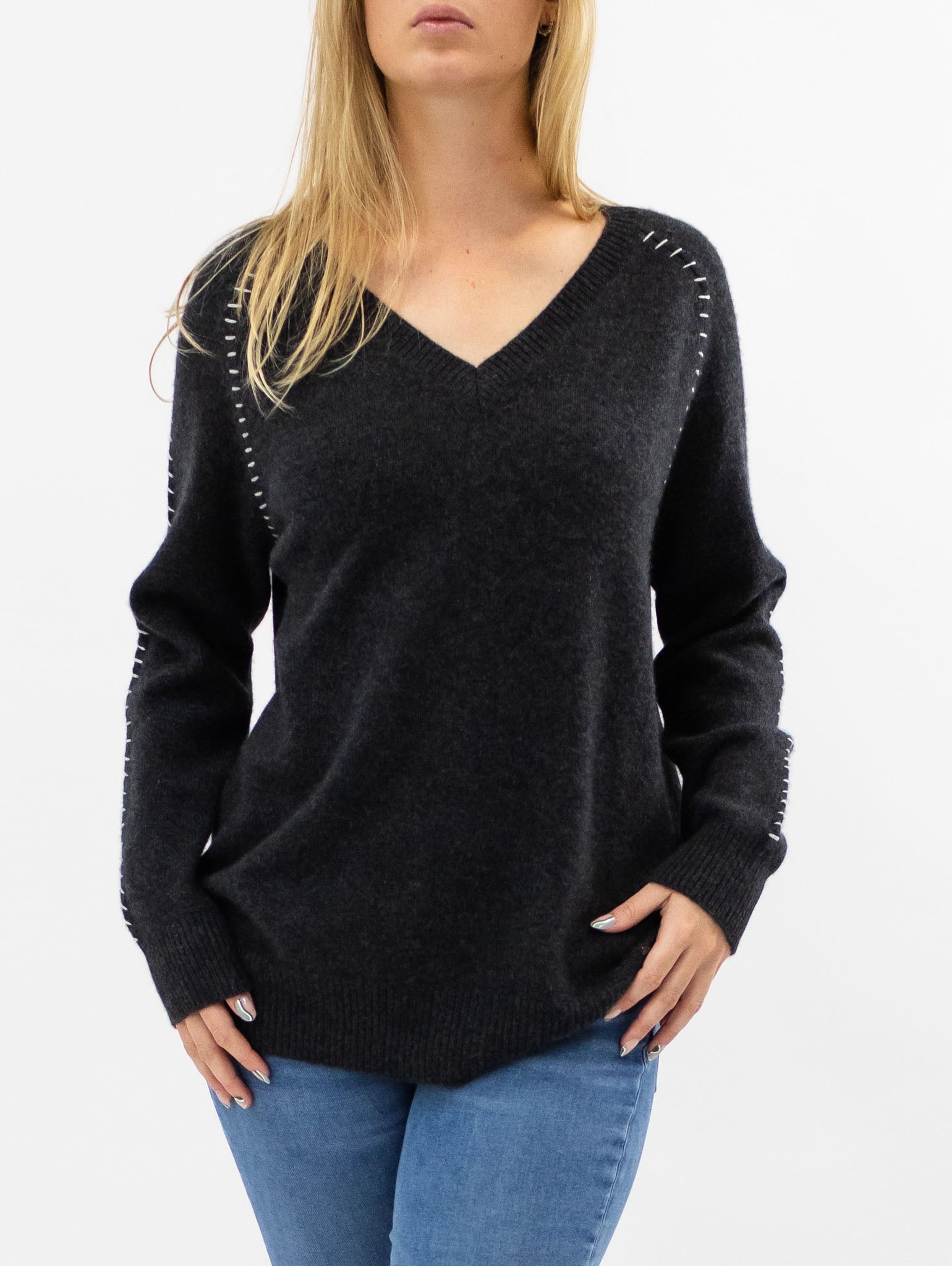 V Neck Cashmere Sweater with detailed Stitching