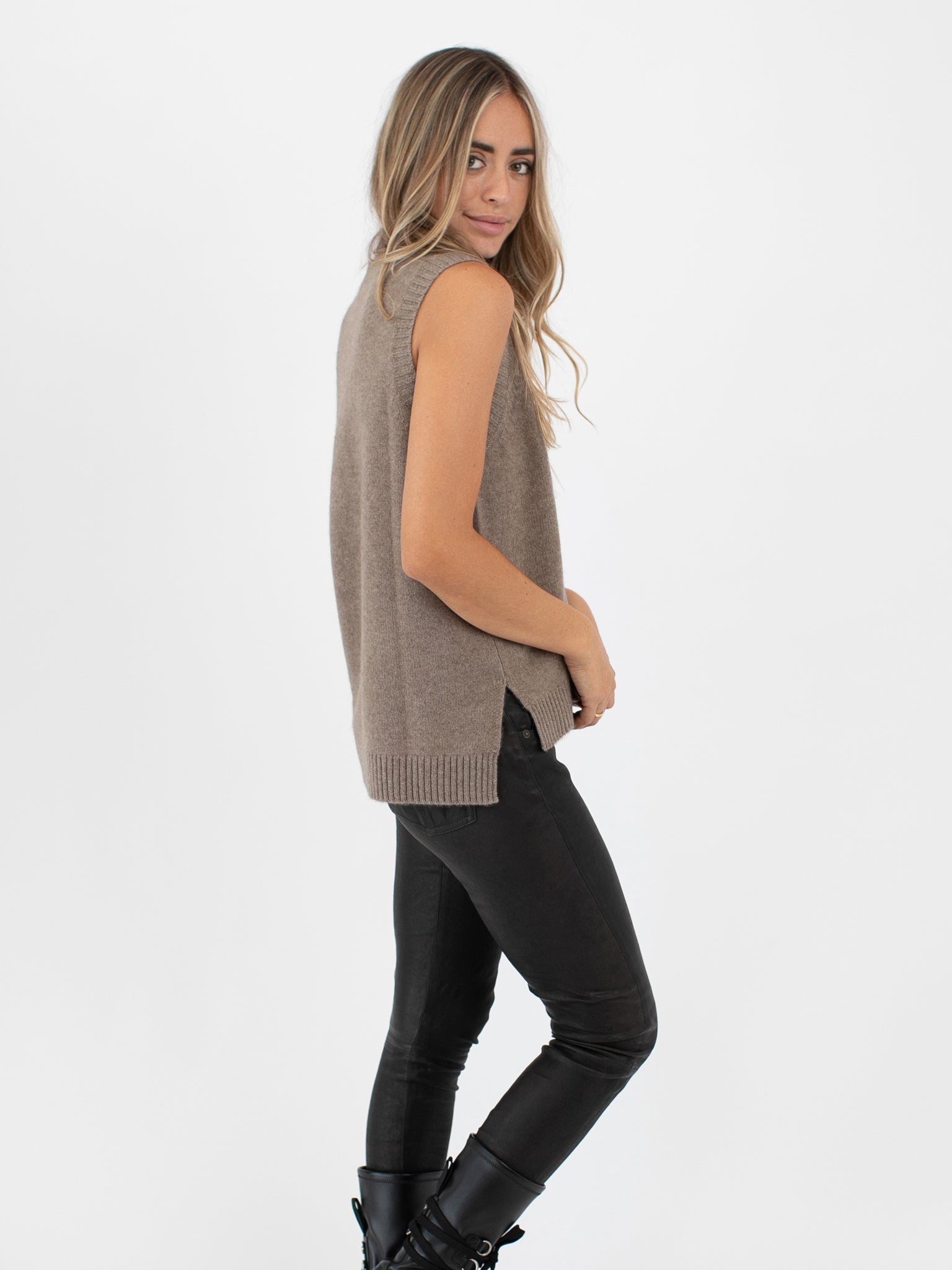 Sleeveless Cashmere Sweater Top with High-Low Hem