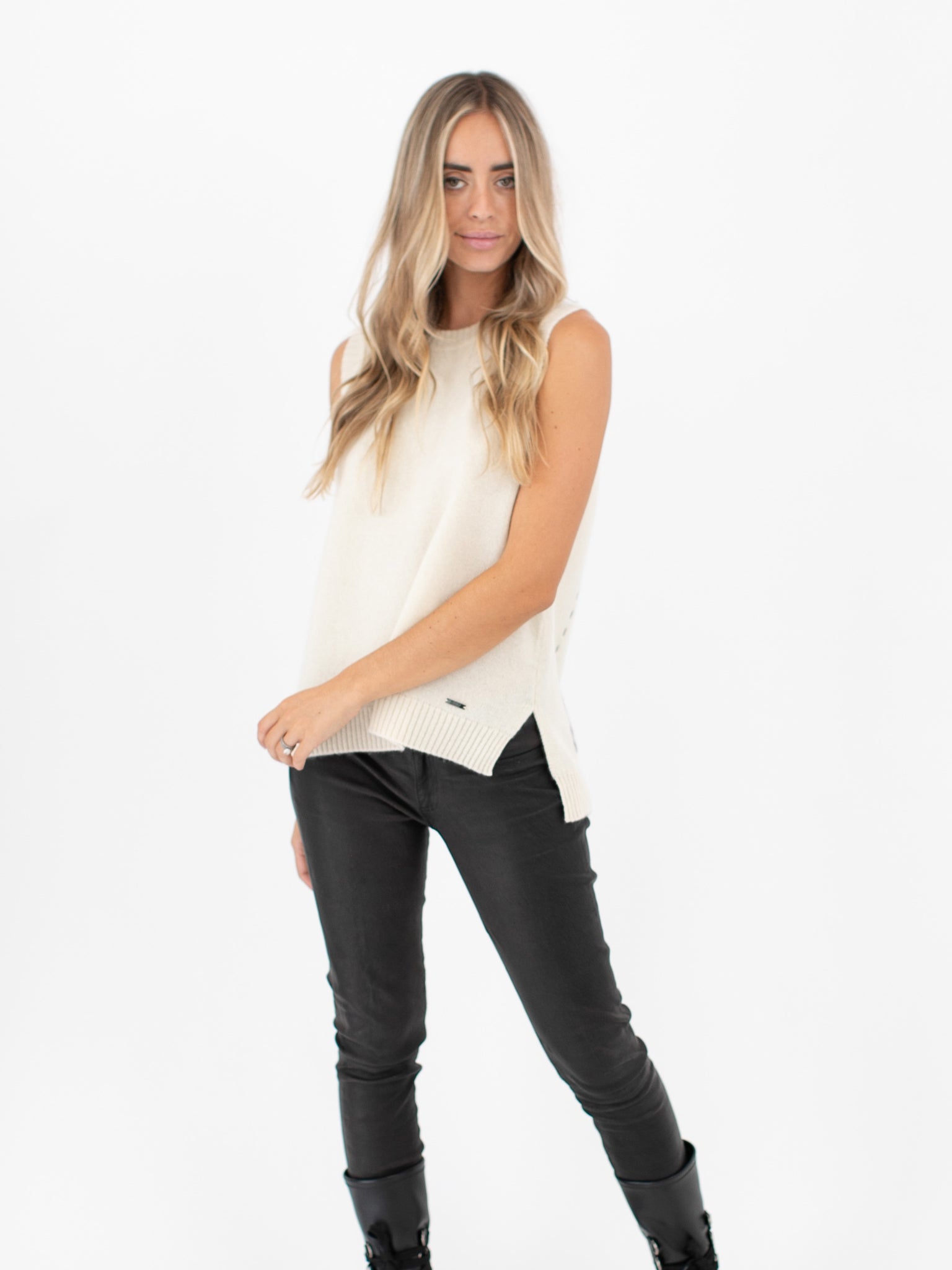 Sleeveless Cashmere Sweater Top with High-Low Hem